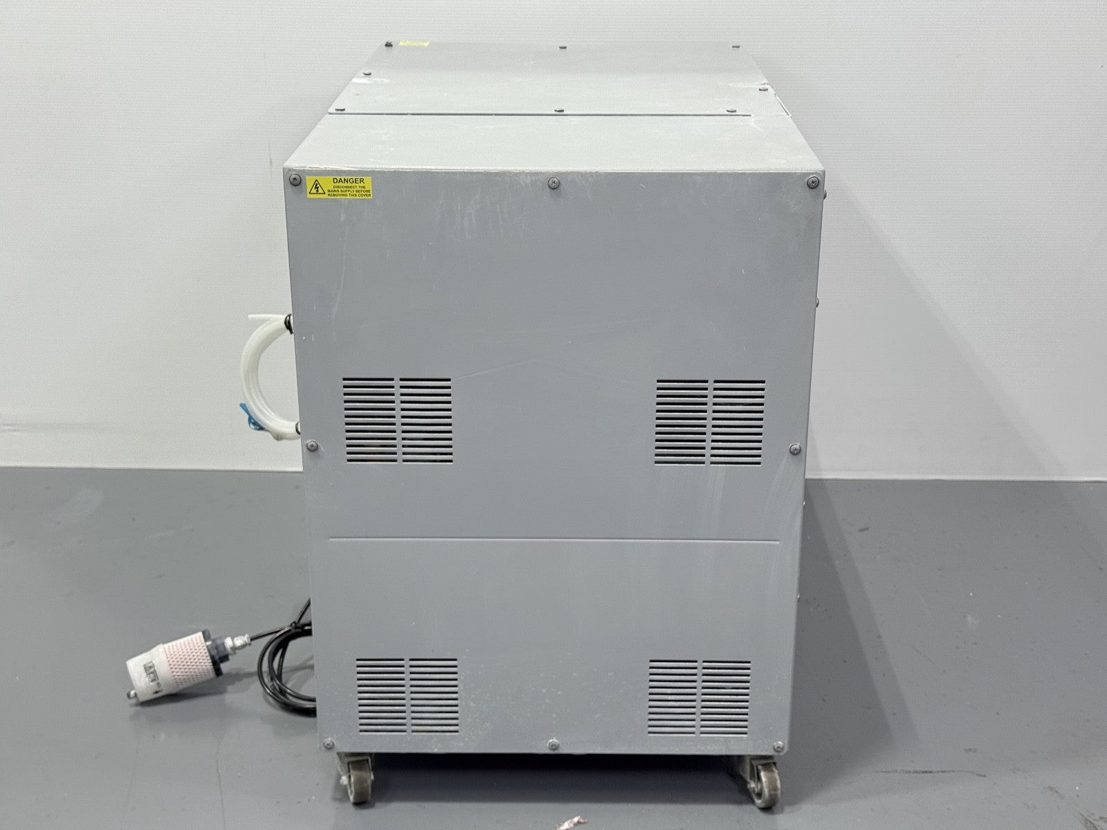 PARKER DOMINICK HUNTER NITROGEN GAS GENERATOR 30 LPM LC/MS, MODEL LCMS30 19