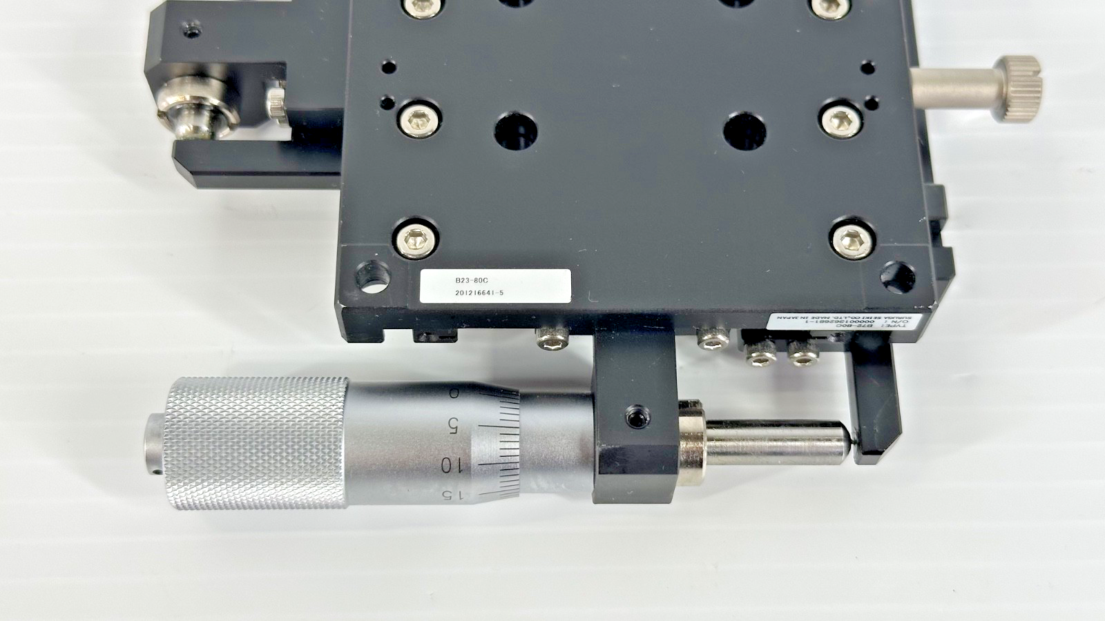 Suruga Seiki B72 80C Manual XYZ Cross Roller Positioning Stage 80mm3