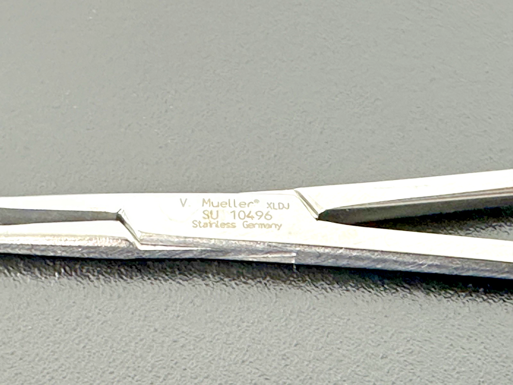 V. Mueller SU10496 Micro Line Mixter 5" Angled Serrated Forceps Germany1