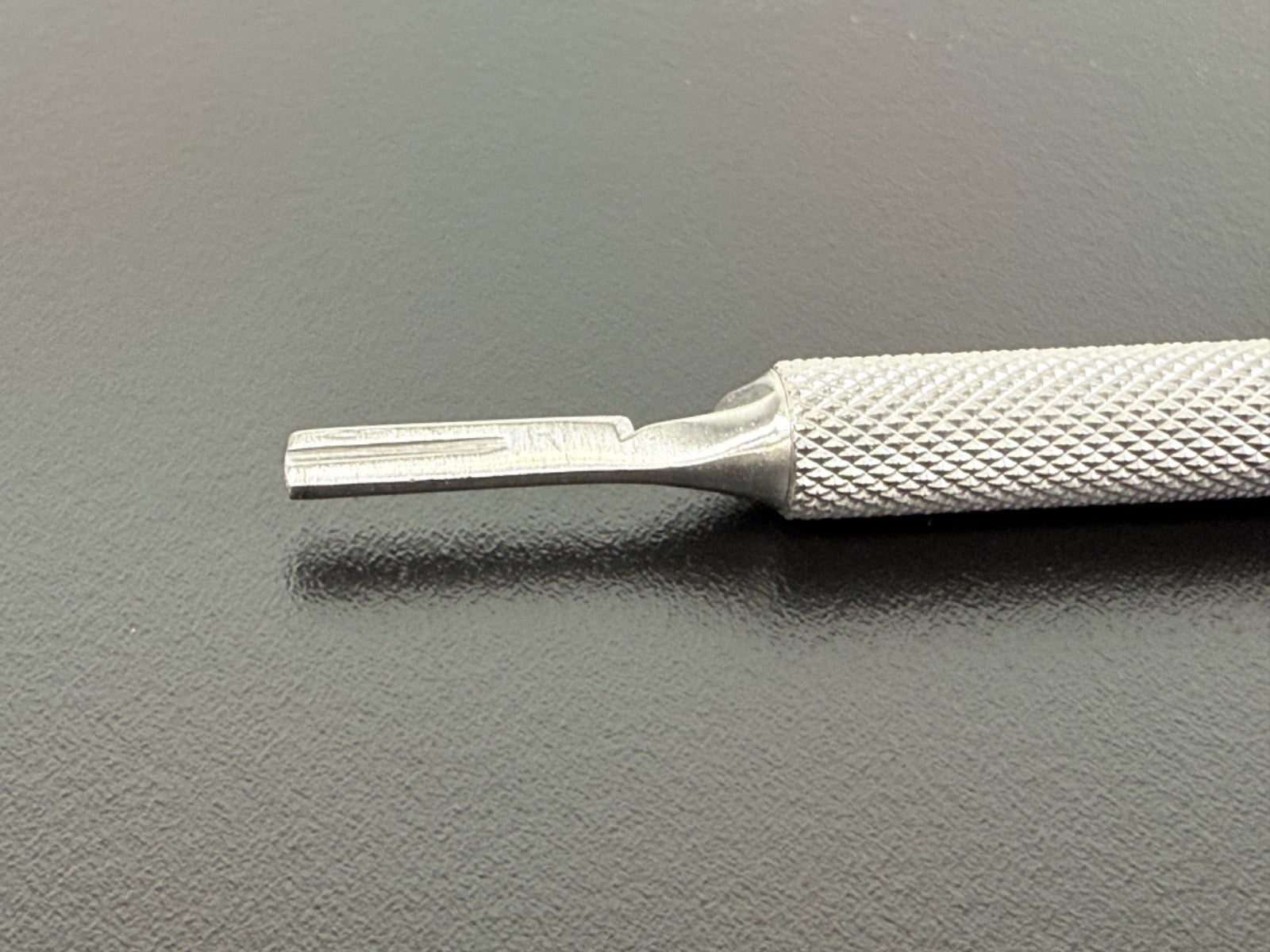 Aesculap MGE75R Flat Osteotome Surgical Chisel Stainless Steel1