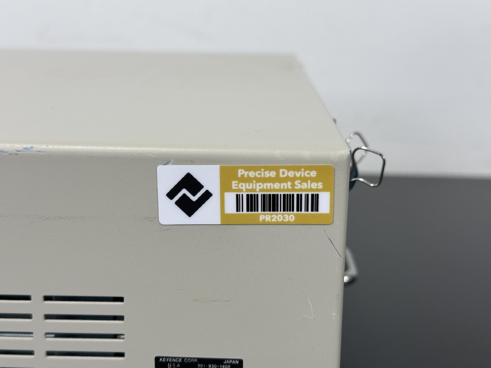 Keyence LC 2400A Laser Displacement Meter Controller Unit For Parts3