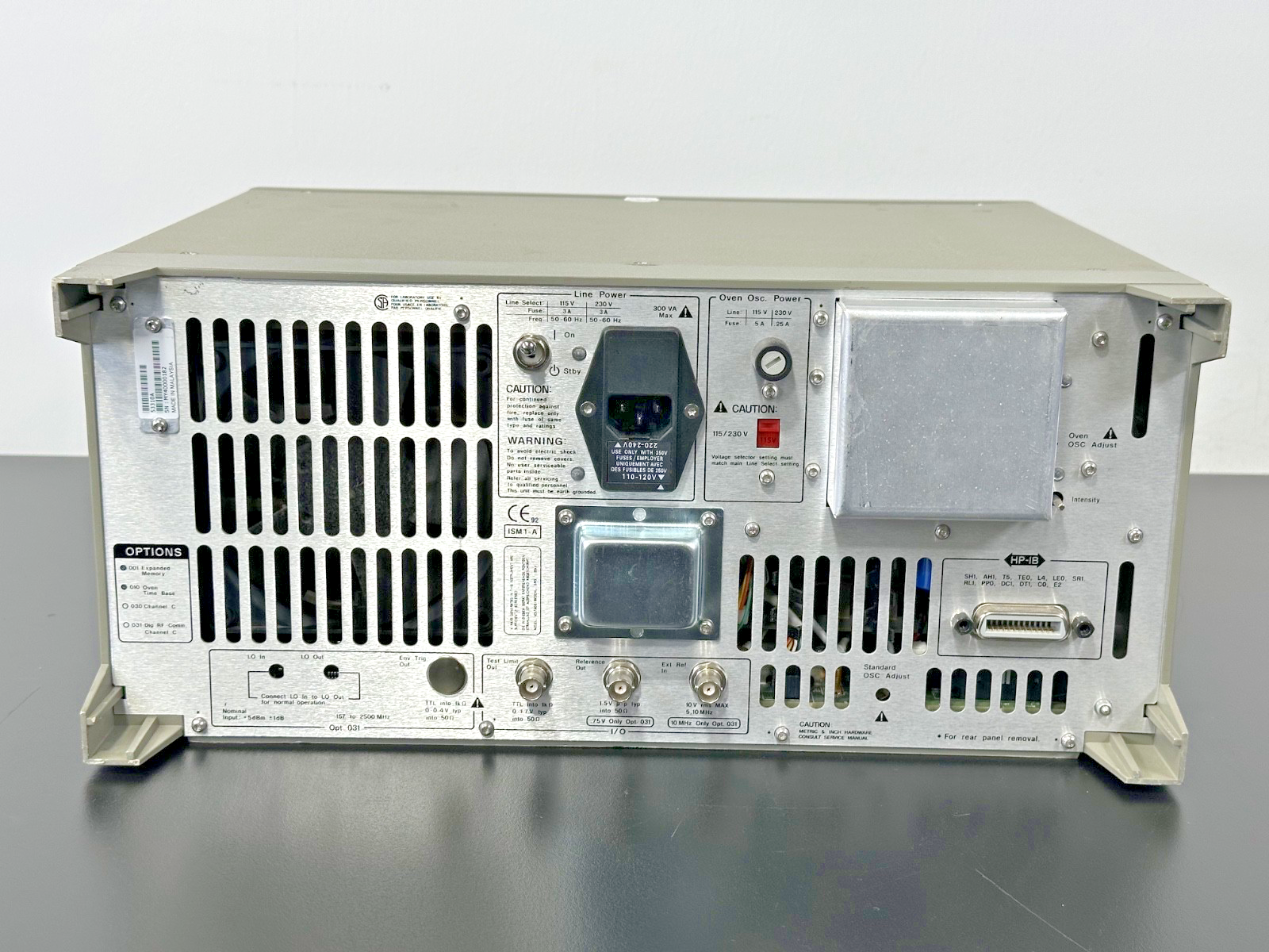 HP 53310A Modulation Domain Analyzer Options 001 010 031 Powers On Working3