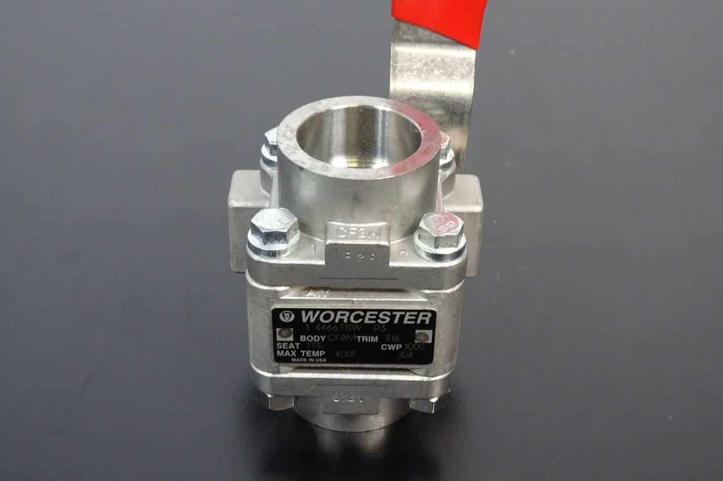 FLOWSERVE WORCESTER Controls CF8M BALL VALVE1