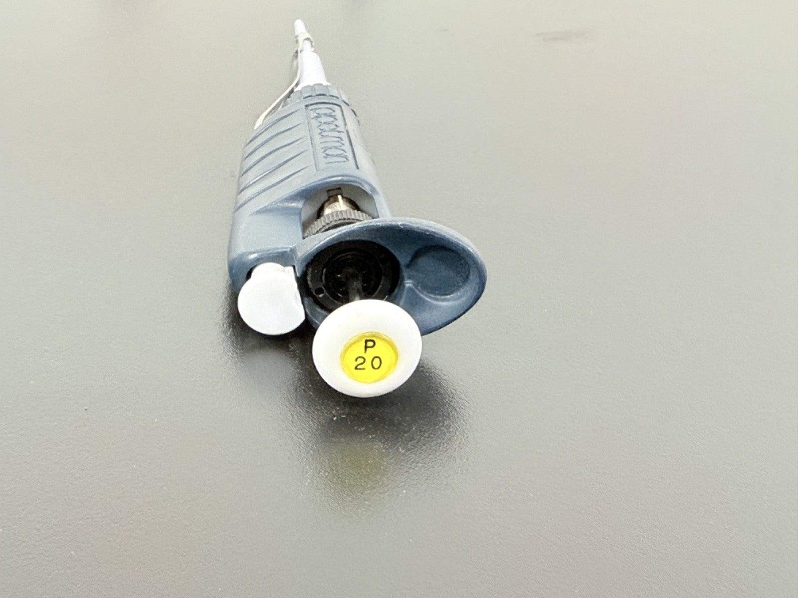 Gilson Pipetman P20 Adjustable Micropipette 2 20µL3