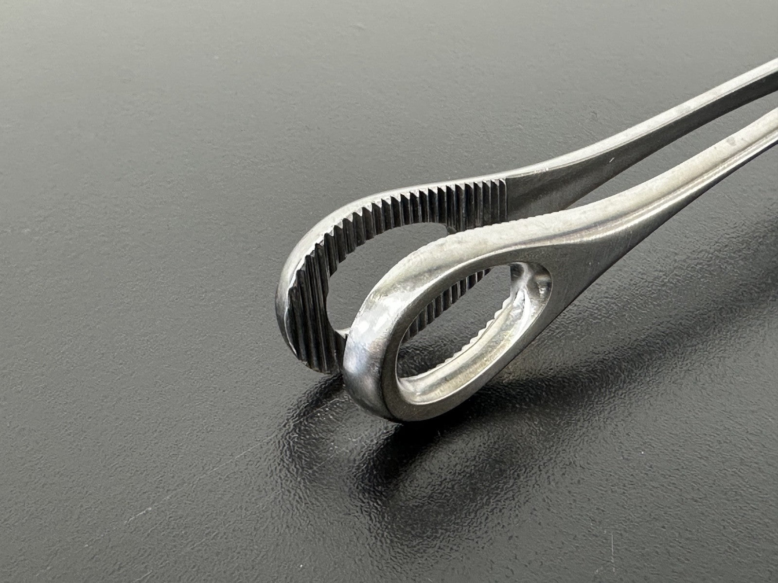 Codman 30 5695 Codman 77 Stainless Surgical Ring Forceps Instrument3