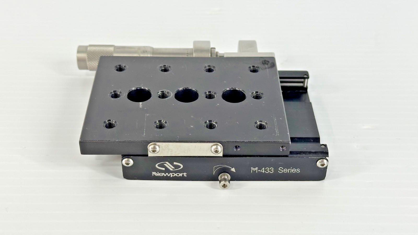 Newport M 433 Linear Translation Stage w/ SM 25 Vernier Micrometer3
