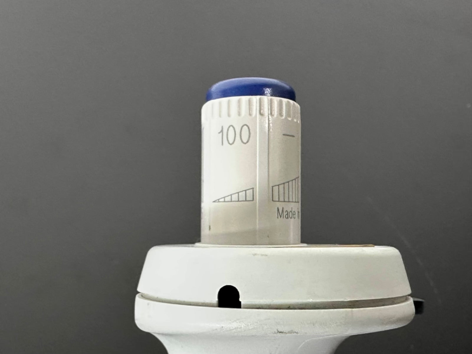 Eppendorf Reference Adjustable Micropipette 100 1000uL Pipettor3
