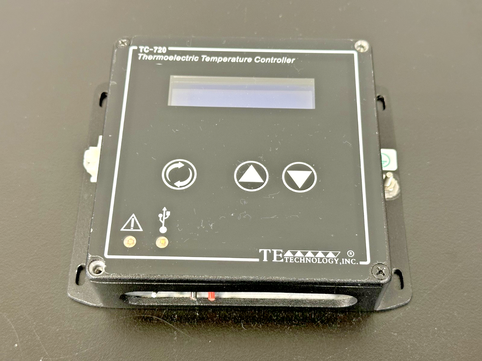 TE Technology TC 720 Thermoelectric Temperature Controller 12 36VDC 20A0