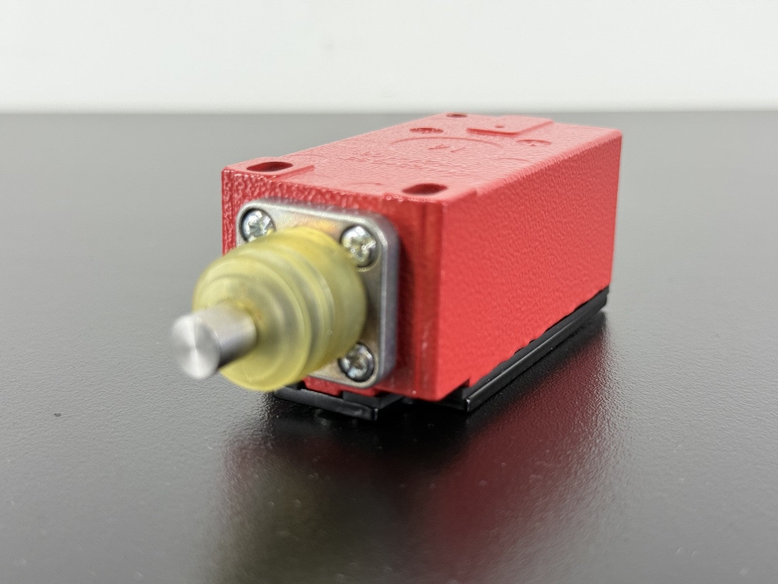 BERNSTIEN GC U1 FF Switch1