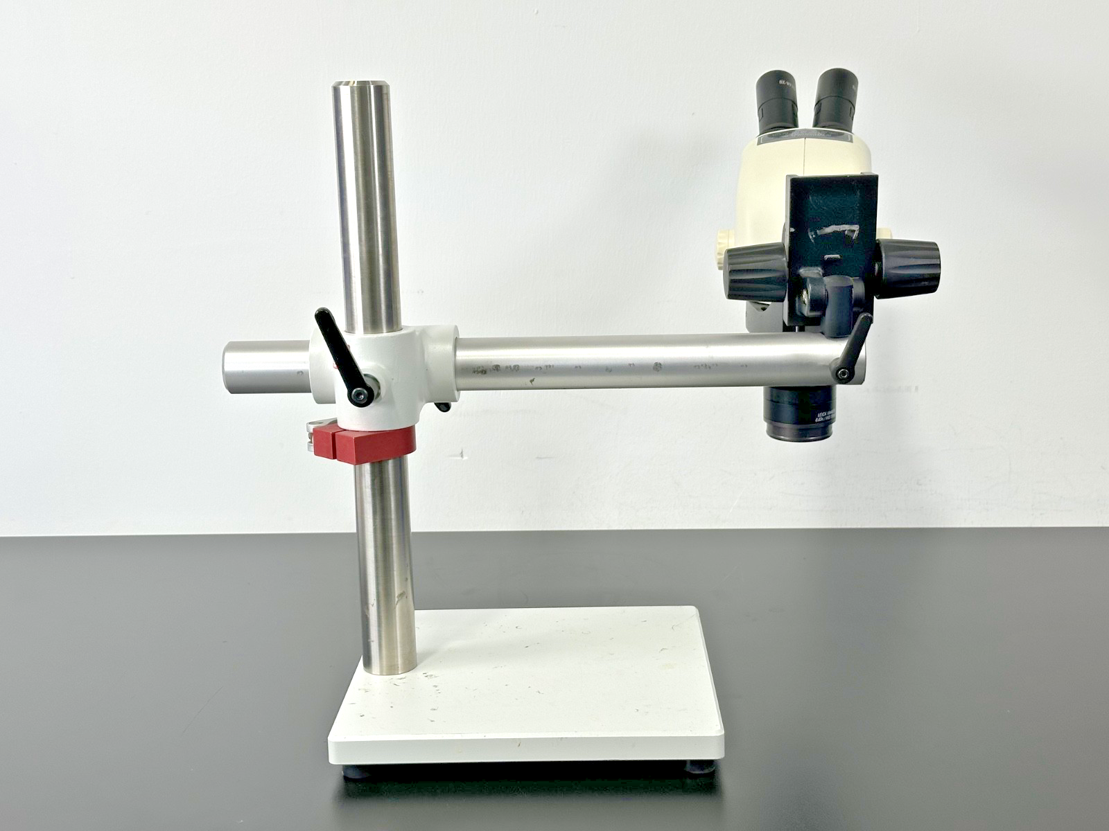 Leica S4E Stereo Zoom Microscope 0.63X Lens 10X Eyepieces Boom Stand Untested1