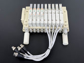 SMC SV2000 Solenoid Valve Manifold Assembly SV2200 5FU 24VDC w/ Cables0
