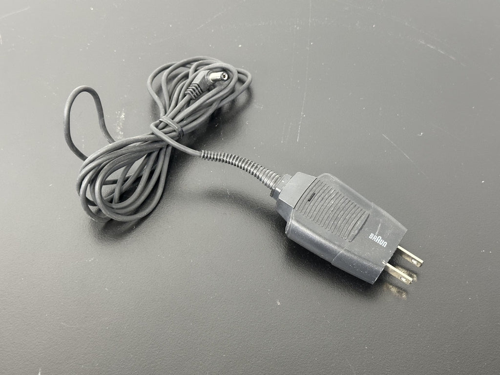 Braun Type 6021 AC Power Adapter Charger 12V DC 400mA0