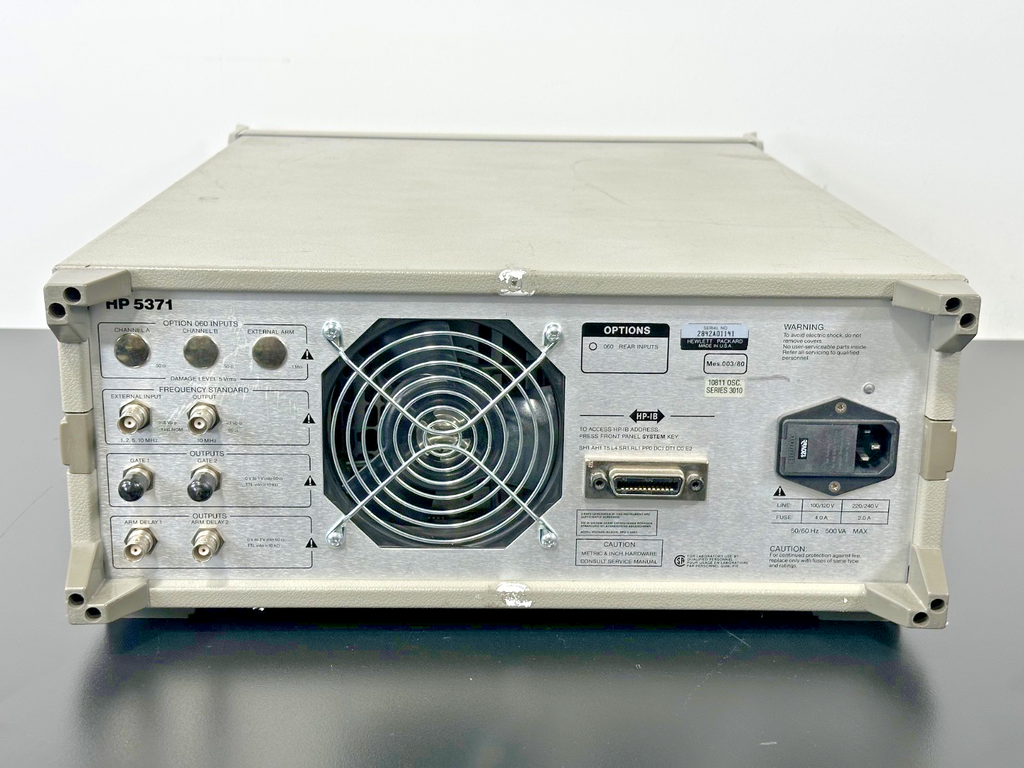 HP 5371A Frequency & Time Interval Analyzer Option 060 Powers On Working3