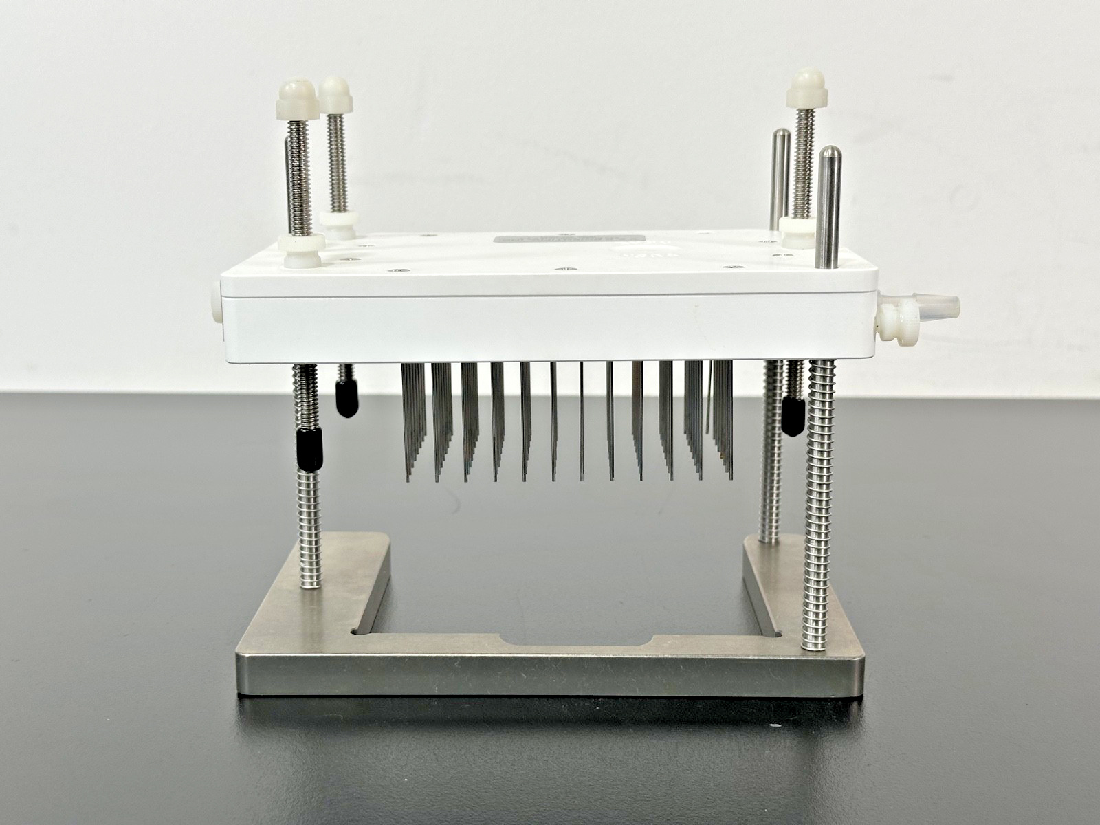 V & P Scientific VP177A 1 96 Pin Manual Replicator Pin Tool1