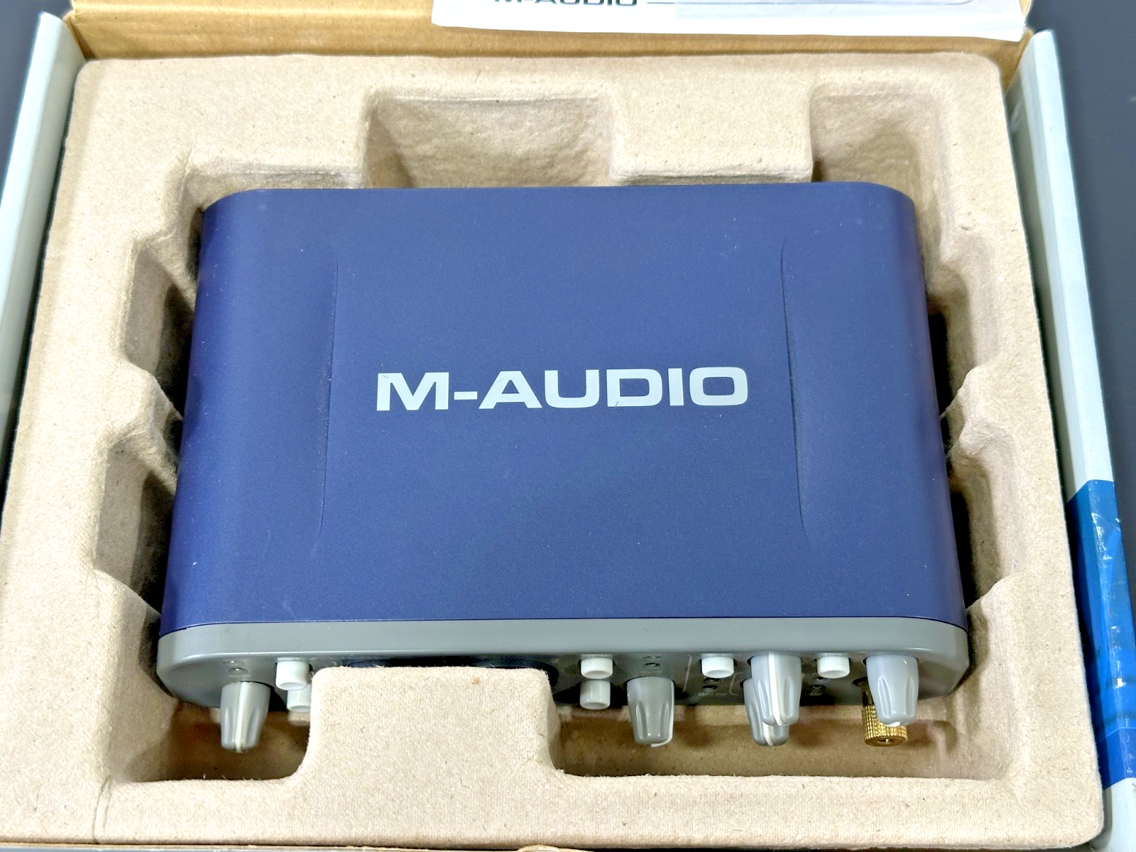 M Audio Fast Track Pro 4x4 USB Audio MIDI Interface w/ Power Adapter Box1