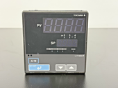 Yokogawa UT351 00 Digital Indicating Controller PLC Temperature Control Module1