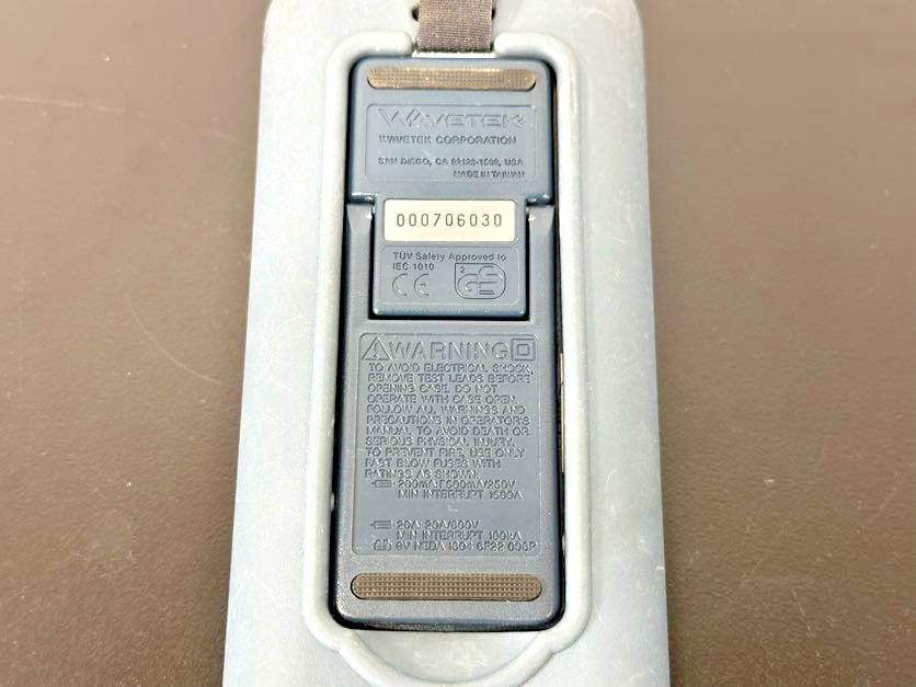 Wavetek Meterman 27XT Digital Multimeter LCR Capacitance Meter No Leads Used4