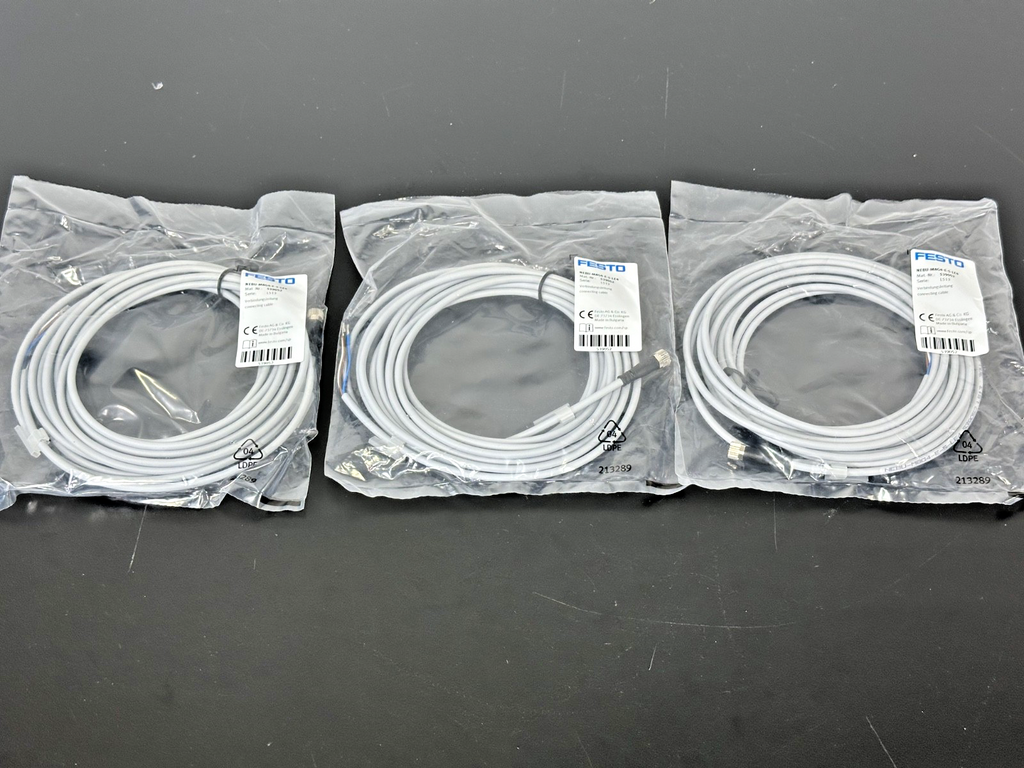Lot of 3 Festo NEBU M8G4 E 5 LE4 Connecting Cable 539052 5M New0