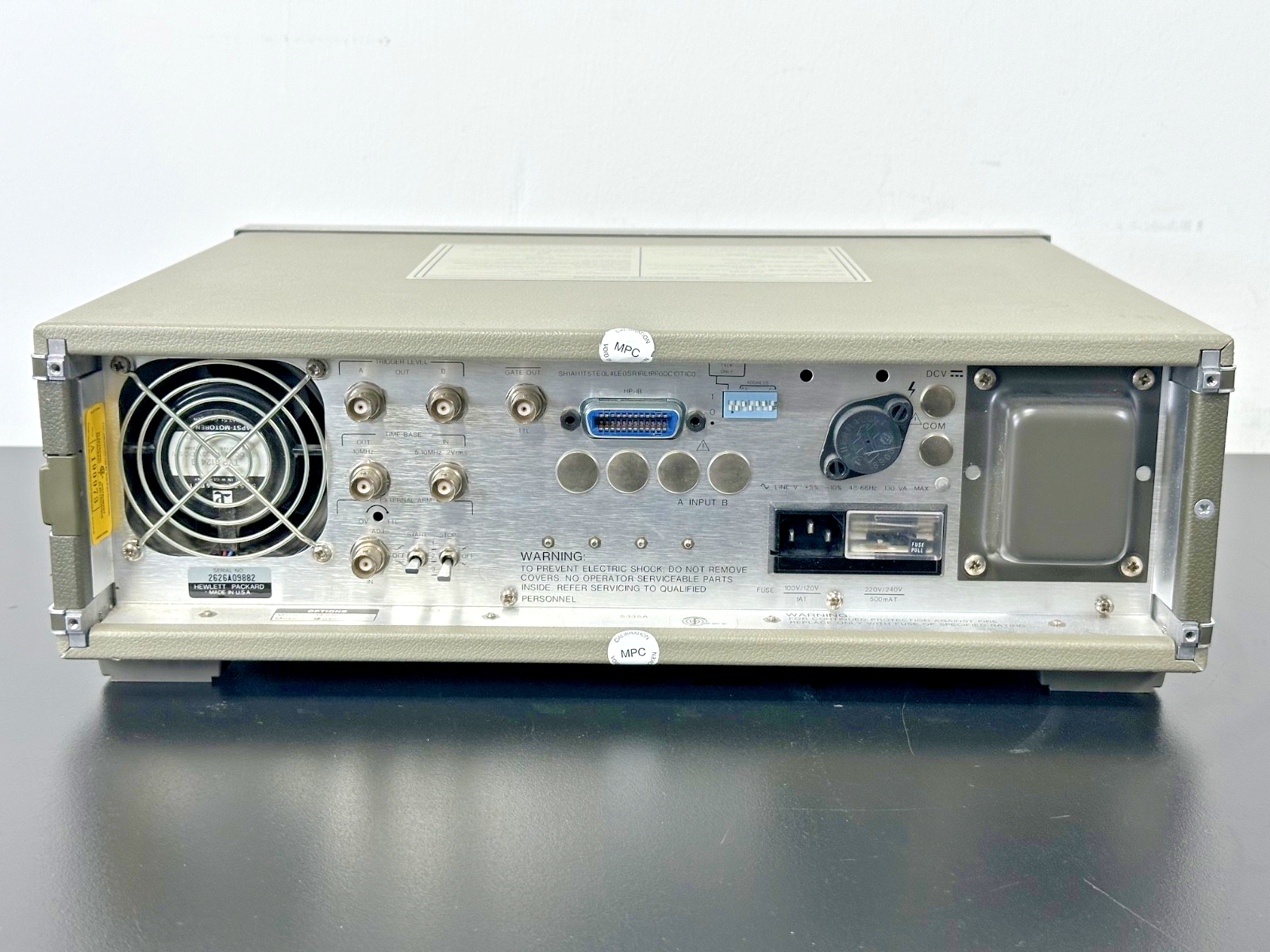 HP 5335A Universal Counter 200MHz Option 040 1.3GHz Powers On Working3