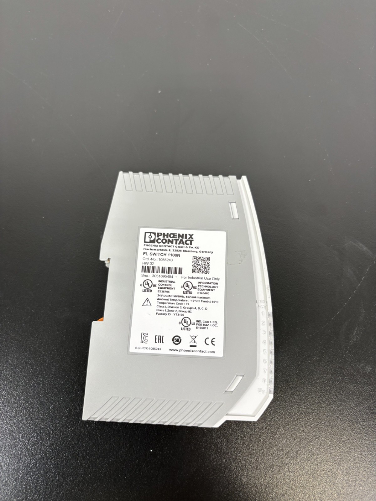 Phoenix Contact FL SWITCH 1000 Industrial Ethernet Switch 8 Port DIN Rail0