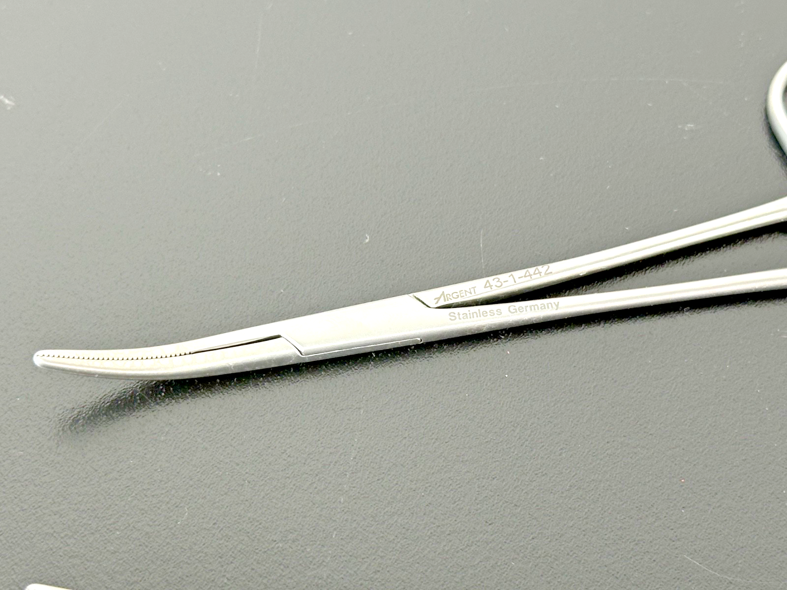 Lot of 2 Argent 43 1 442 Curved Stainless Steel Locking Forceps1