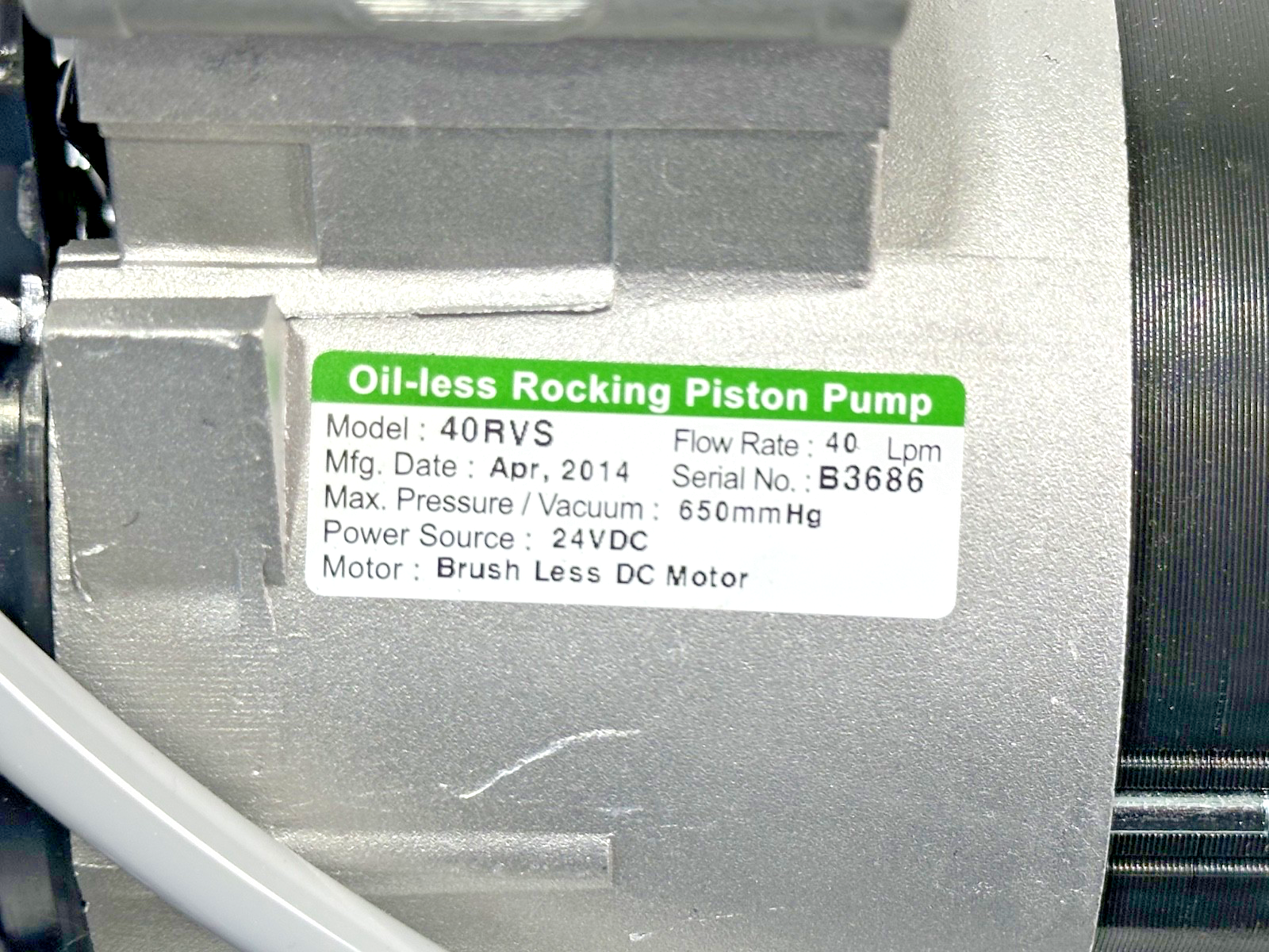 G&M Tech 40RVS Oil Less Rocking Piston Vacuum Pump 24VDC 40 LPM Used Untested6
