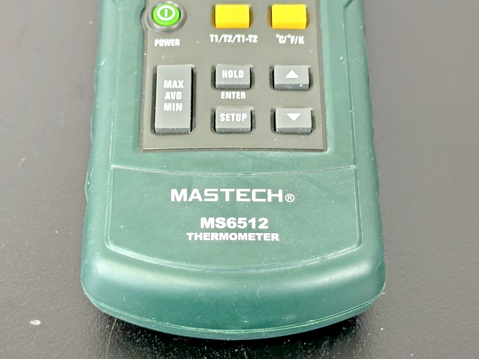 Mastech MS6512 Dual Channel Digital Thermocouple Thermometer Working2