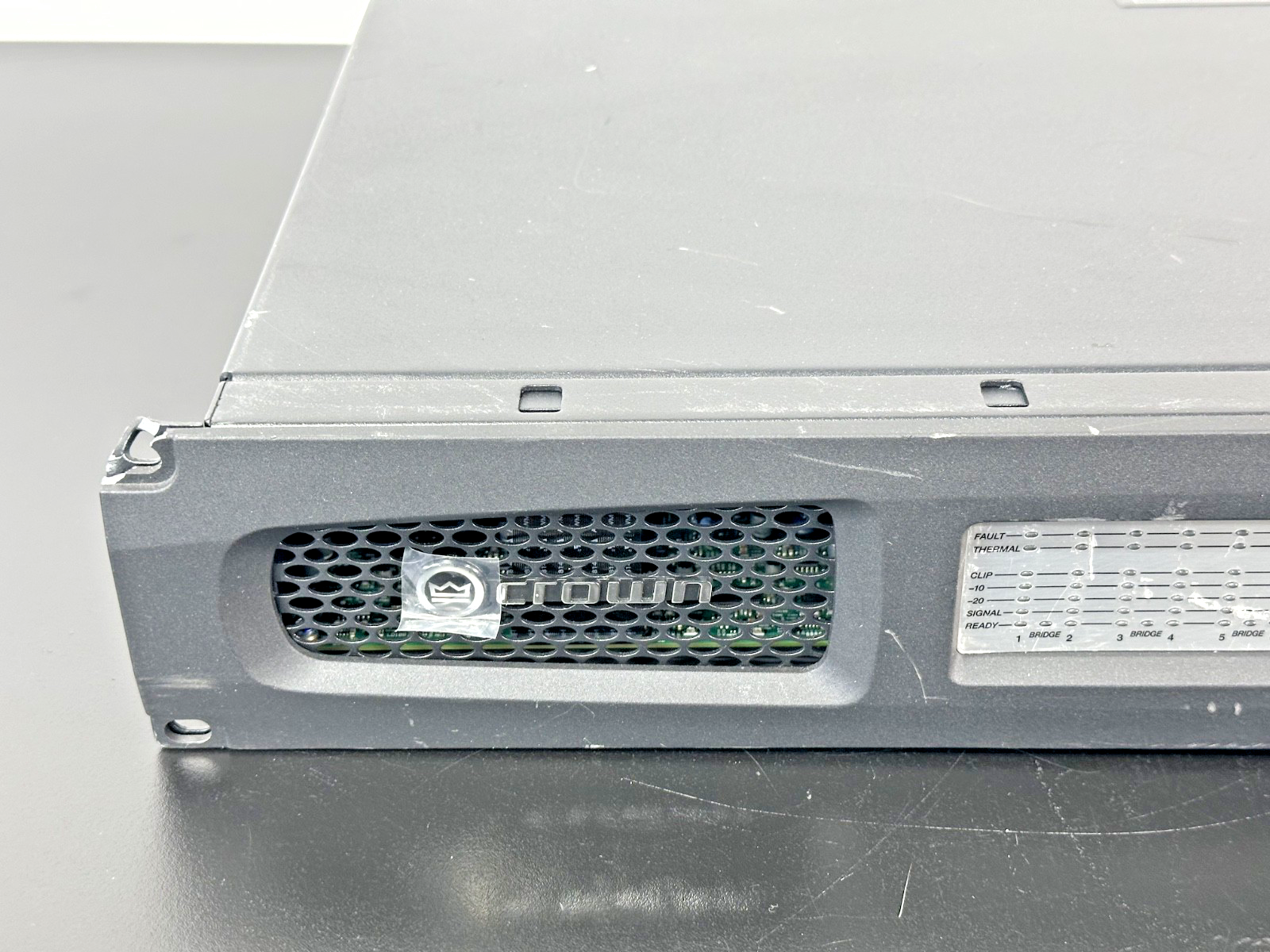 Crown DCi 8|300N DriveCore Install 8 Channel Network Power Amplifier1