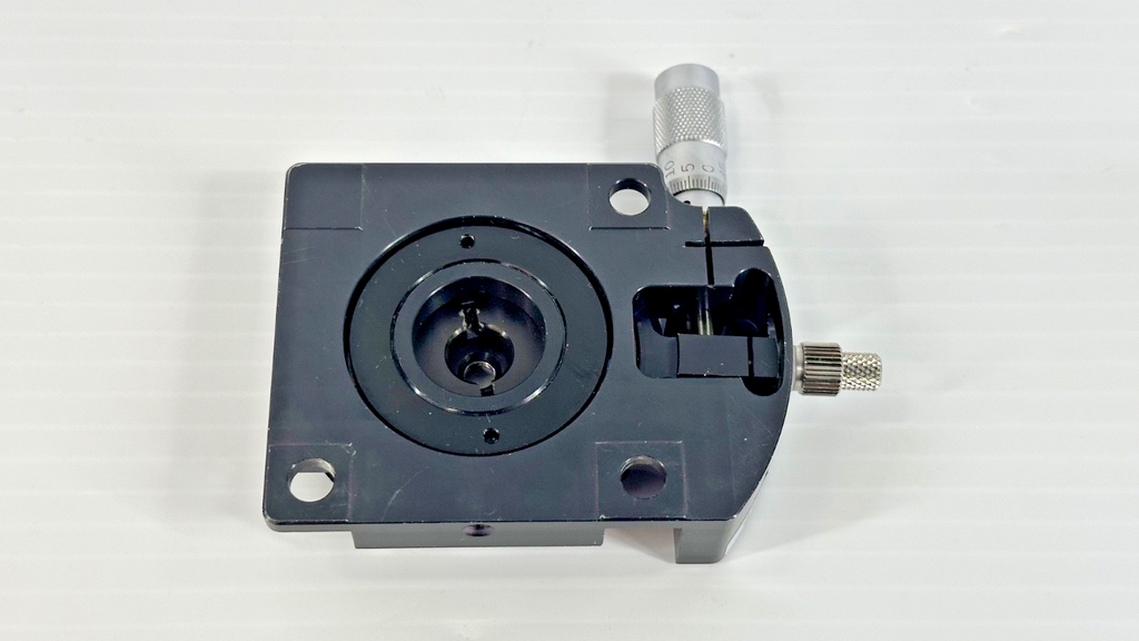 Newport M RS65 65mm Manual Rotation Stage 360° w/ Micrometer Metric1