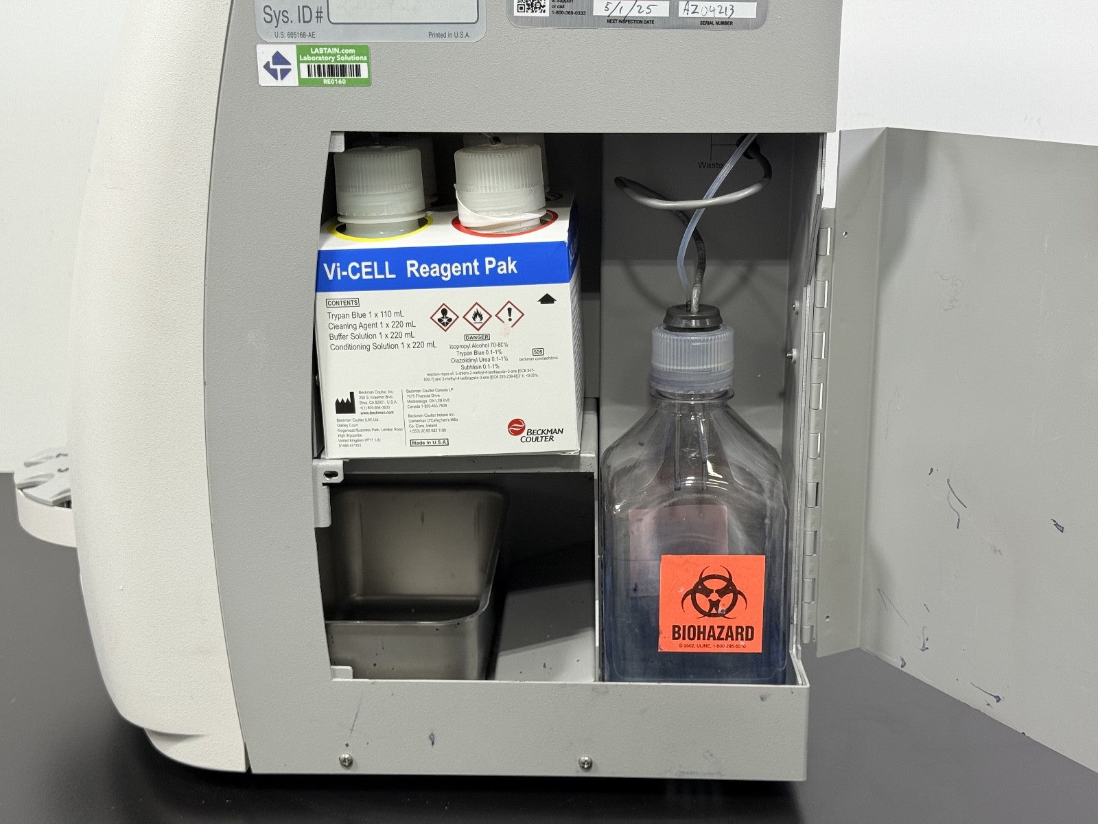 Beckman Coulter Vi CELL XR Cell Viability Analyzer (Unable to fully test)3