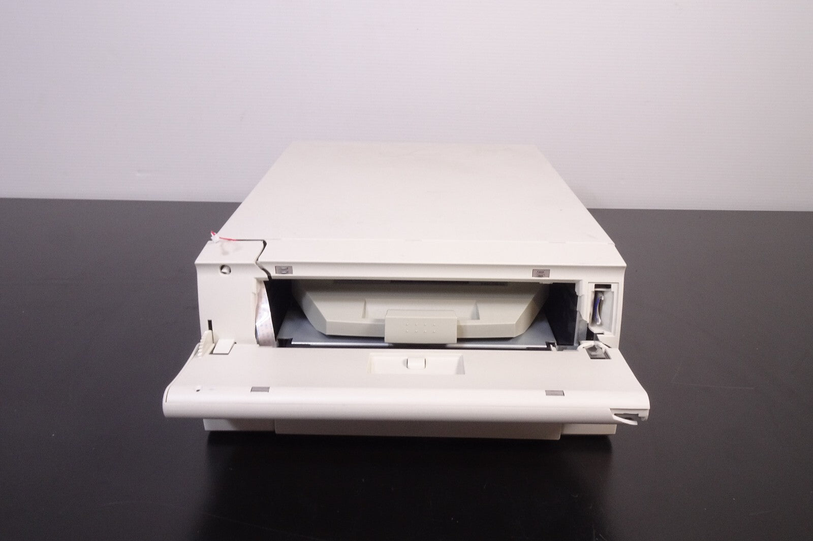Olympus OEP 4 HDTV Color Video Printer1