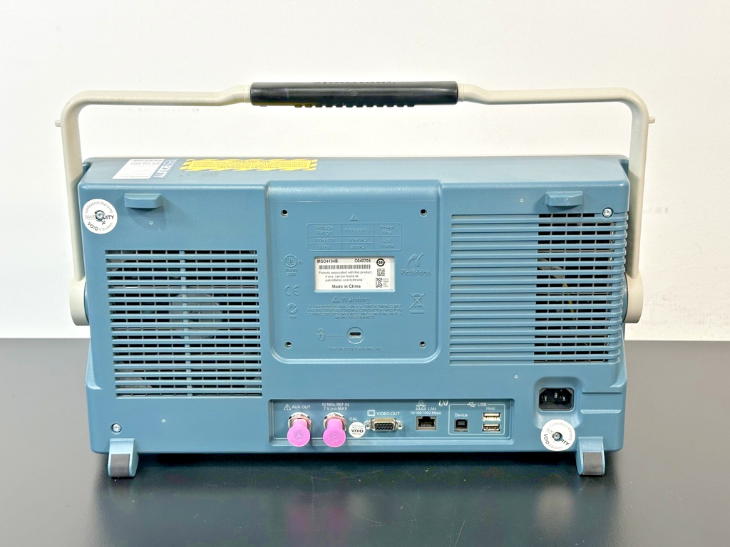 Tektronix MSO4104B 1GHz 5GS/s Mixed Signal Oscilloscope 4+16 Channel Working3