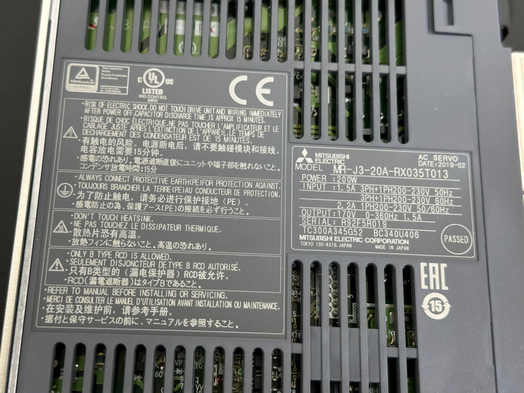 Mitsubishi MR J3 20A RX035T013 AC Servo Drive 200W Amplifier1