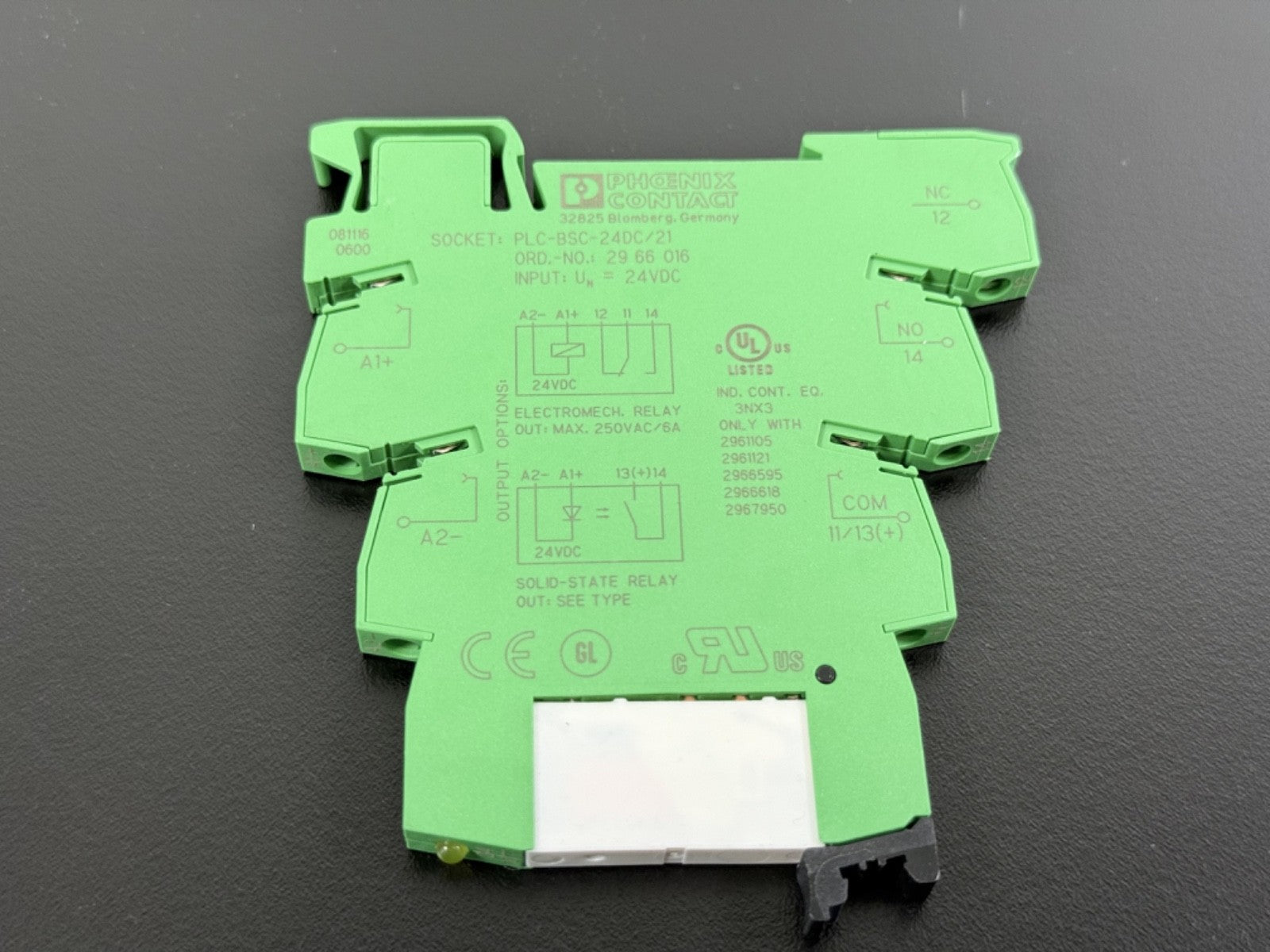 Pheonix Contact 2961105 Industrial Relay Module1