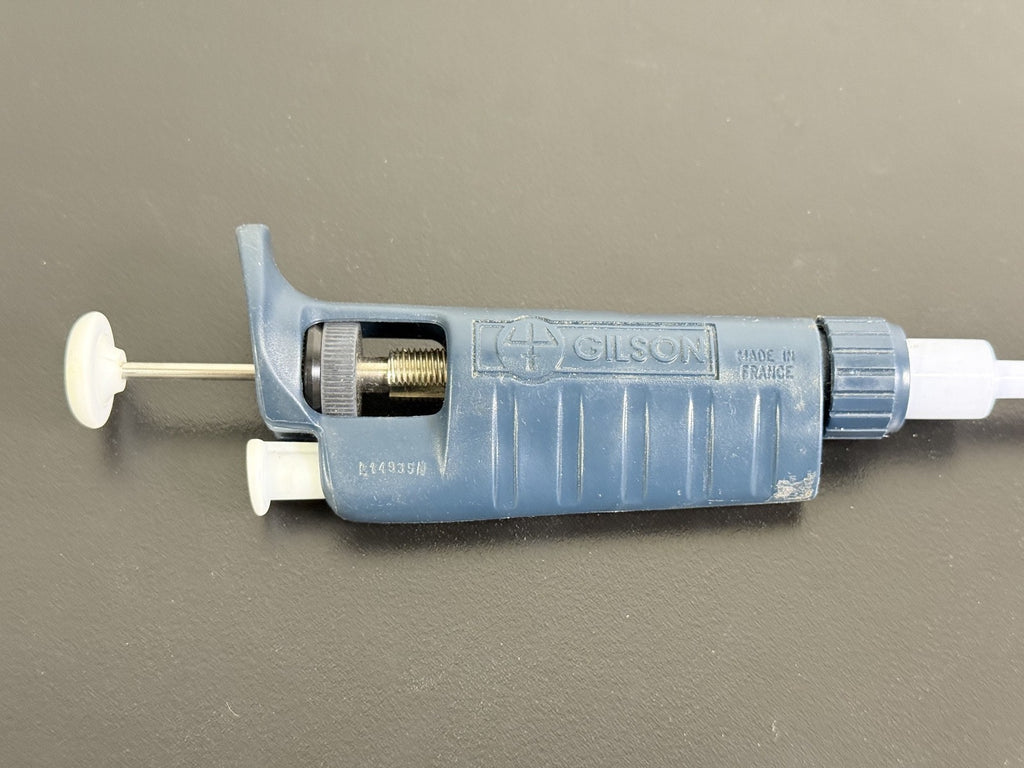 Gilson Pipetman P100 Single Channel Pipette 10 100 uL1
