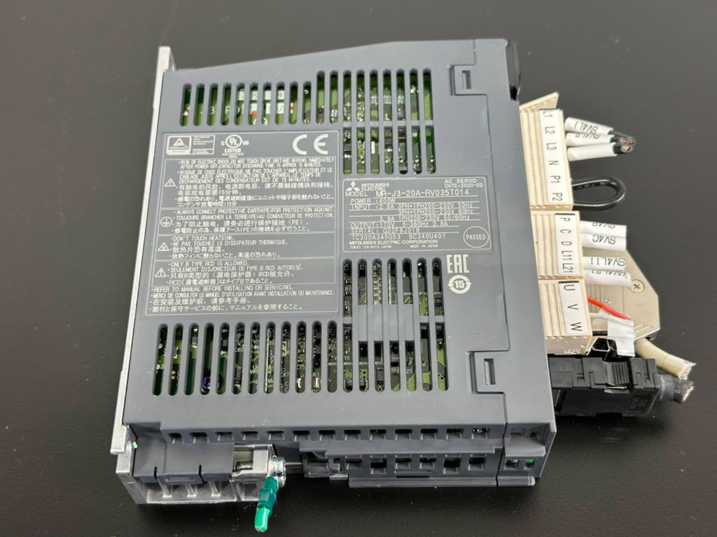 Mitsubishi Electric MR J3 20A RV035T014 AC Servo Drive 400W MR J3 Series0