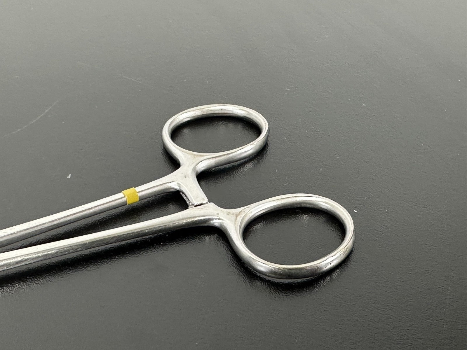V. Mueller SU 5001 XLDJ Stainless Foerster Sponge Holding Forceps1