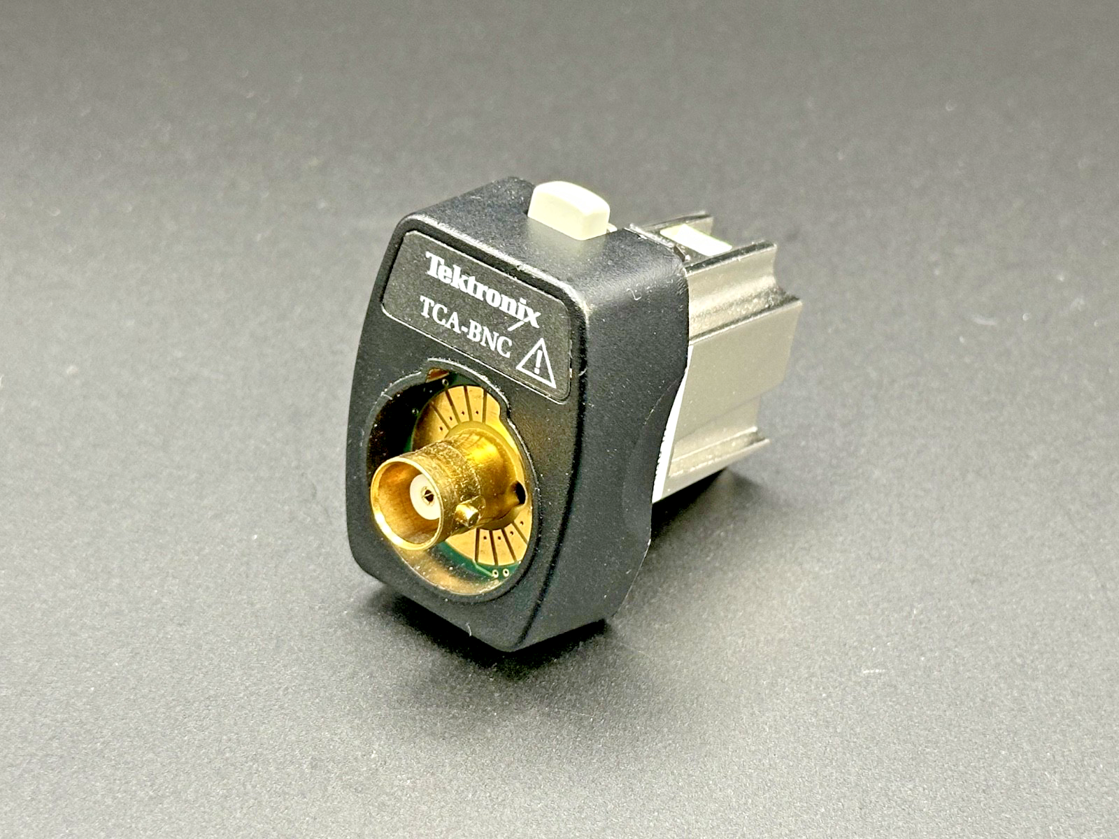 Tektronix TCA BNC 50 Ohm TekConnect to TekProbe BNC Adapter0
