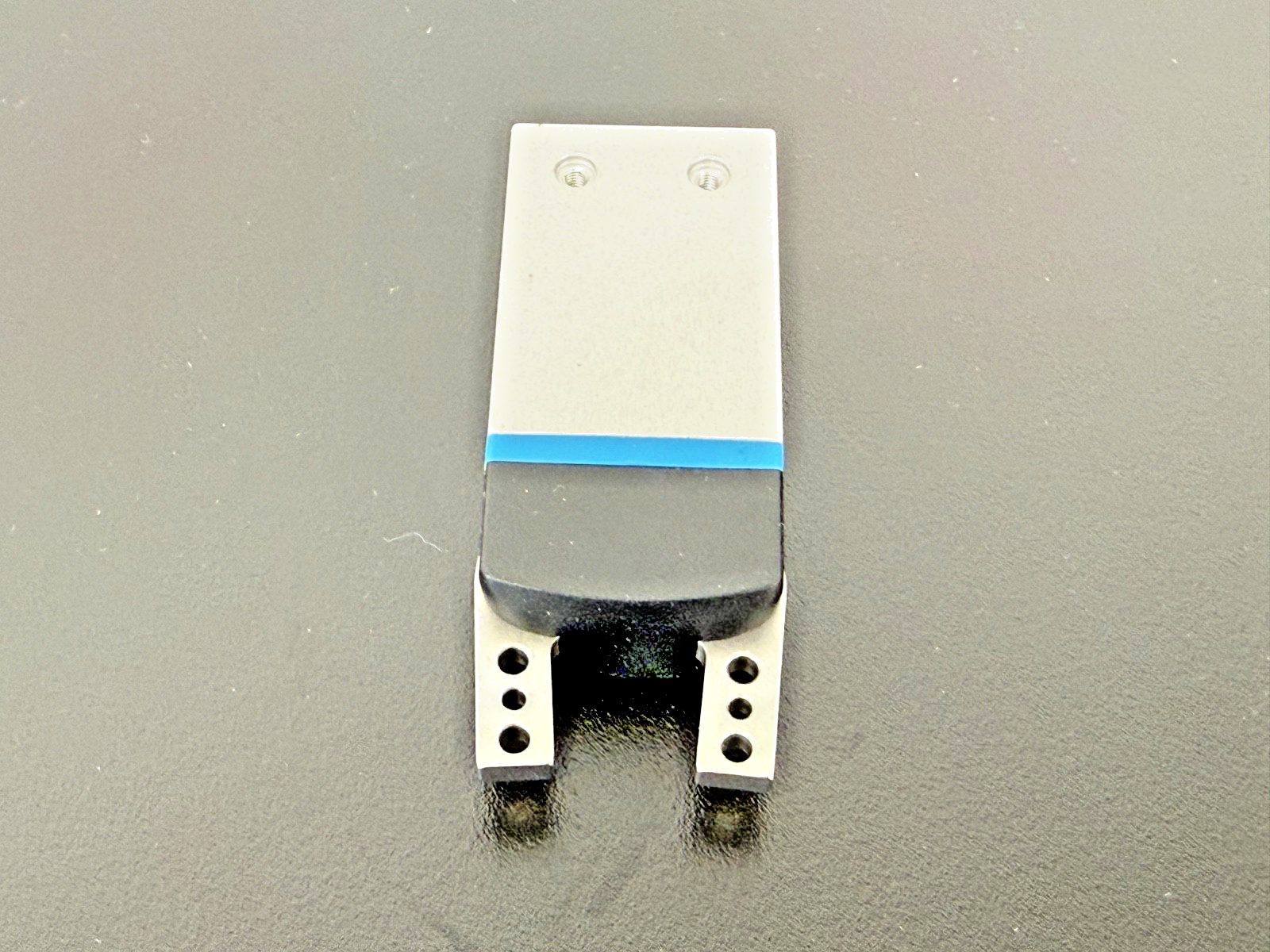 Festo DHWS 16 A NC Pneumatic Parallel Gripper 1310179 8 Bar1