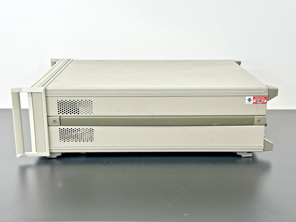 HP 5371A Frequency & Time Interval Analyzer Option 060 Powers On Working5