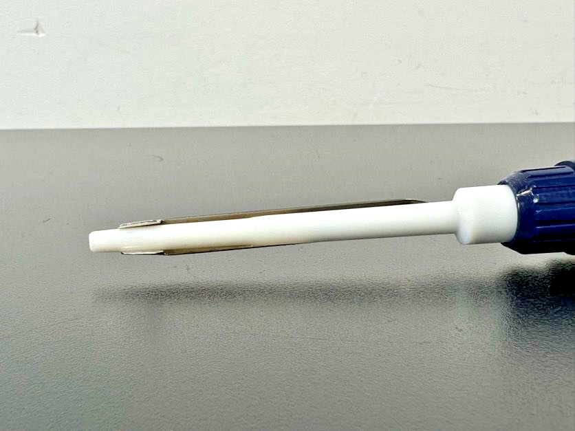 VWR 100 µL Fixed Volume Single Channel Manual Pipette4