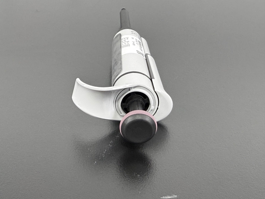 Thermo Scientific F1 ClipTip 1 10µL Adjustable Pipette3