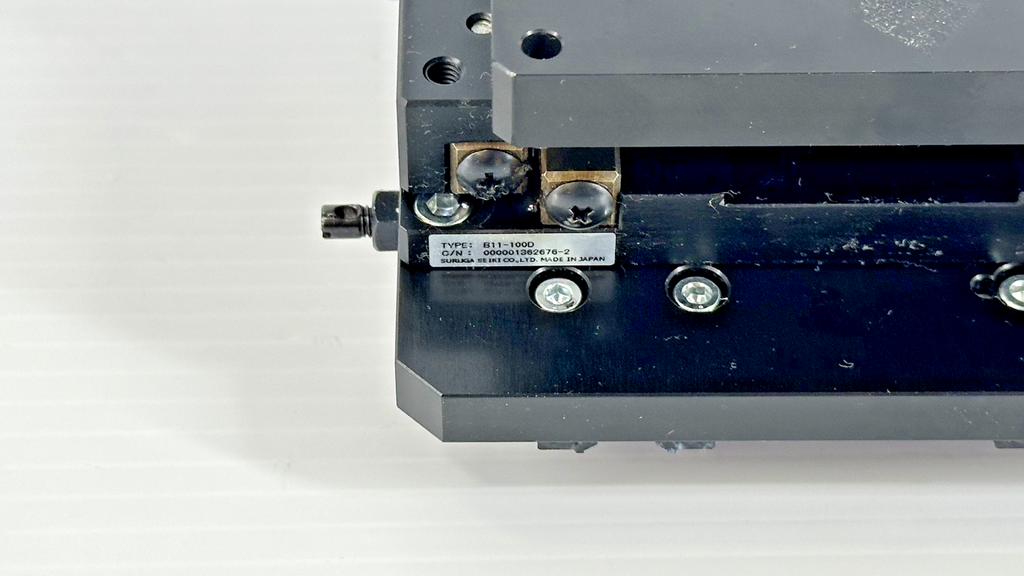Suruga Seiki B11 100D Manual X Axis Cross Roller Precision Stage Assembly6