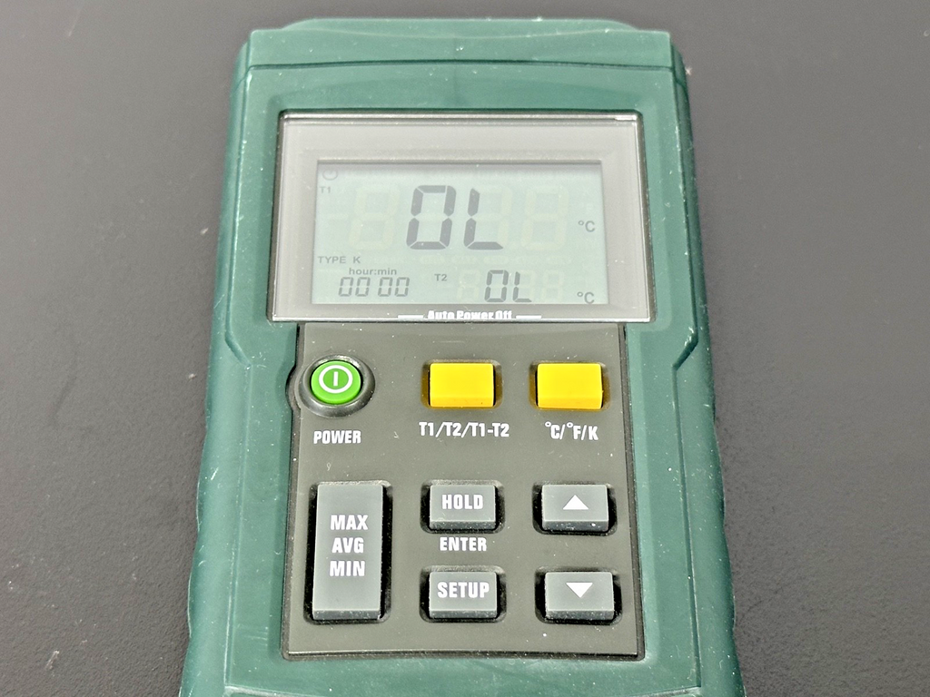 Mastech MS6512 Dual Channel Digital Thermocouple Thermometer Working1