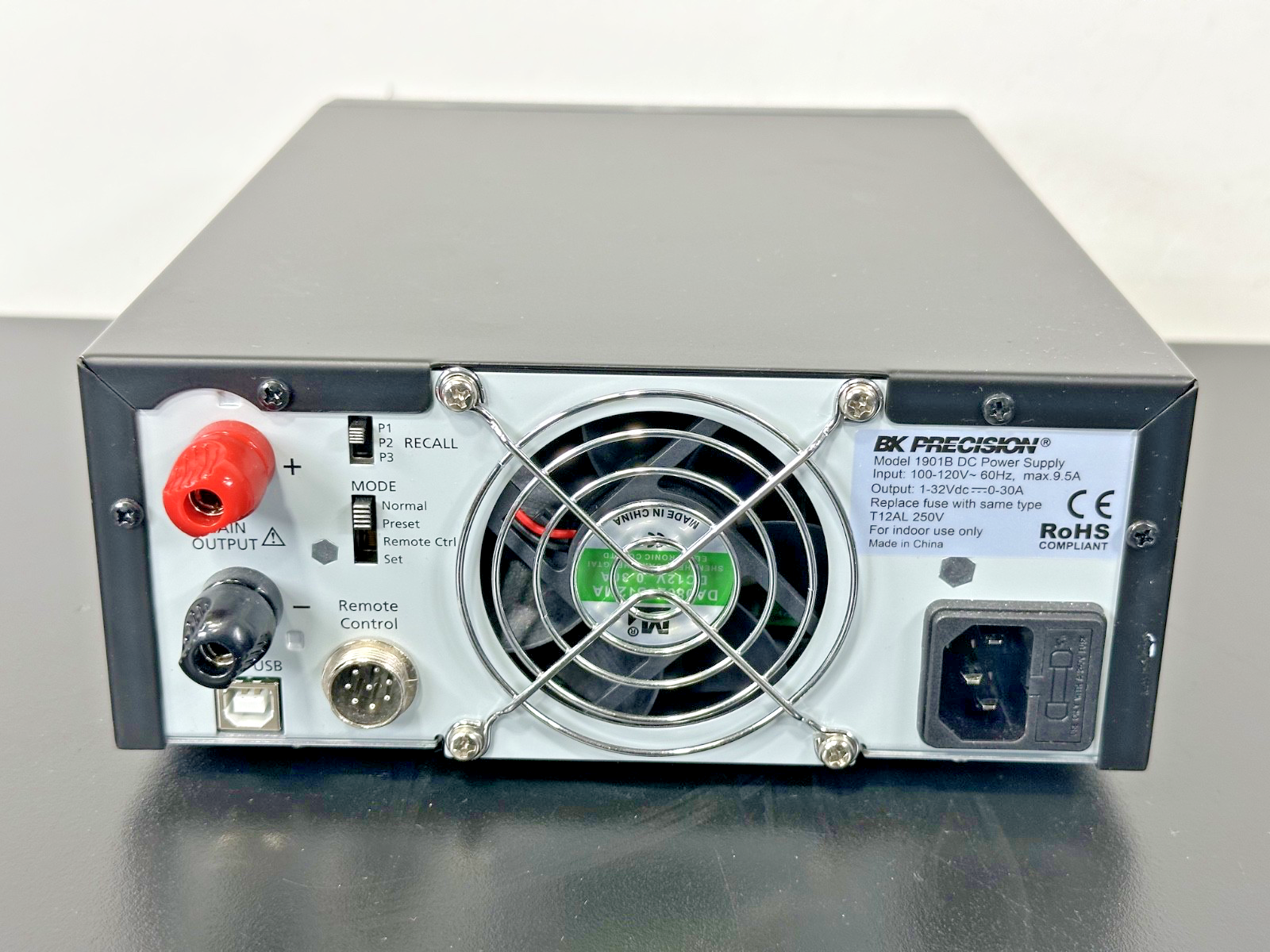 BK Precision 1901B Switching DC Power Supply 1 32V 30A 960W Powers On Working3