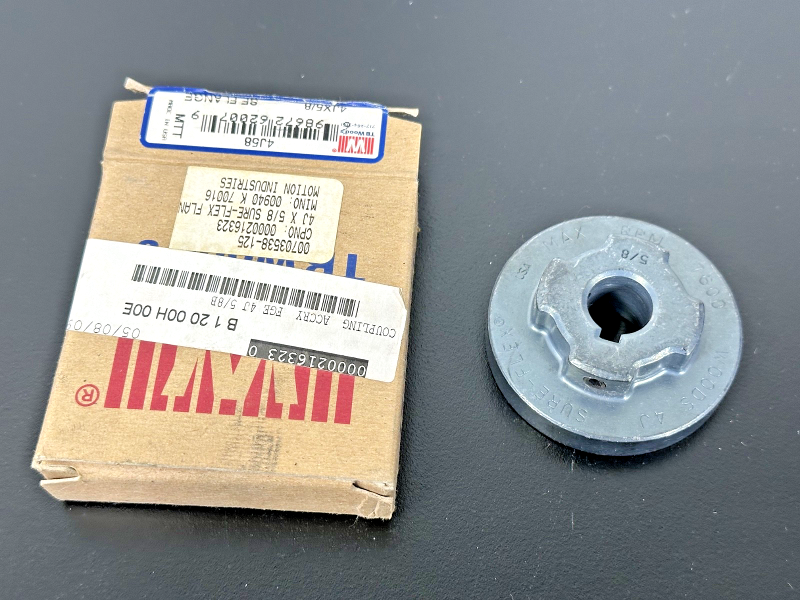 Lovejoy 0002163230 4J x 5/8 Bore Flex Coupling Flange 00940K New0