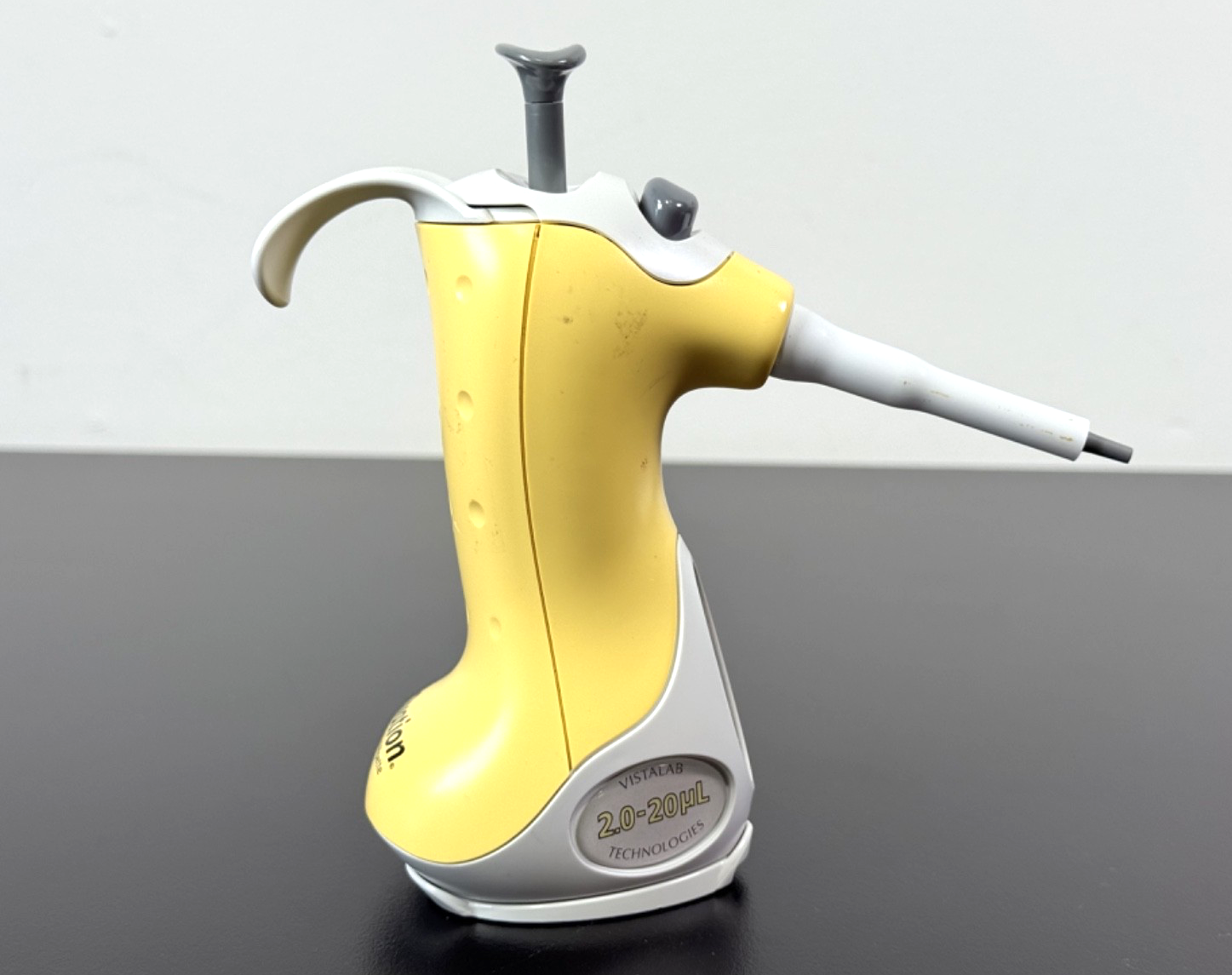 Ovation BioNatural Electronic Pipette 2.0–20 µL Automatic Pipettor Lab0