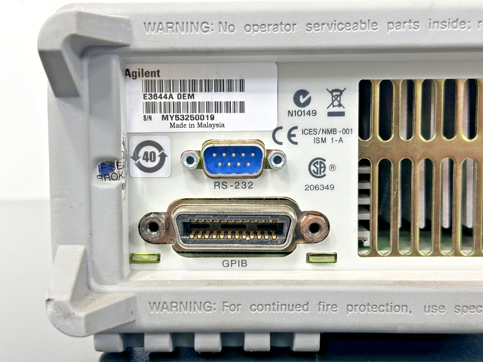 Agilent E3644A Programmable DC Power Supply 0 8Vdc 8A 0 20Vdc 4A4
