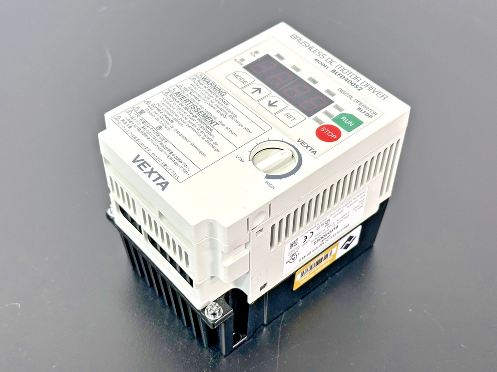 VEXTA BLFD400S2 Brushless DC Motor Driver Digital Operator BLFDP1