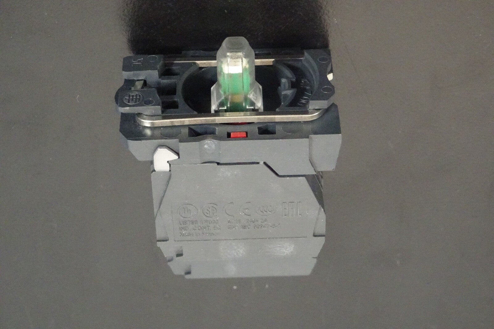 Schneider Electric ZBE 203 Contact Block1